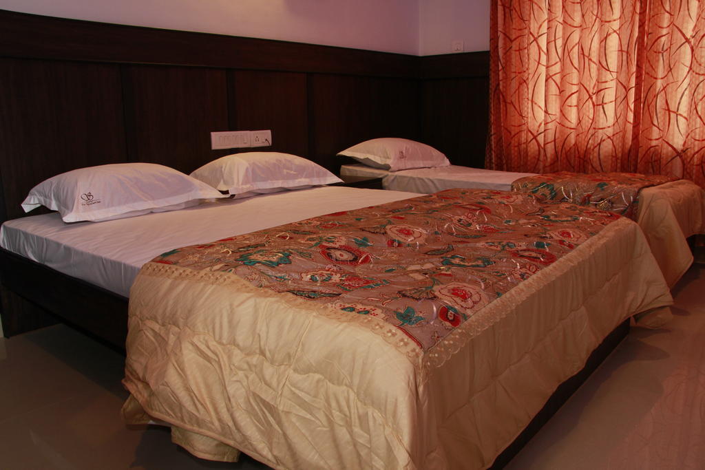 The Signature Inn Bangalore Exteriör bild