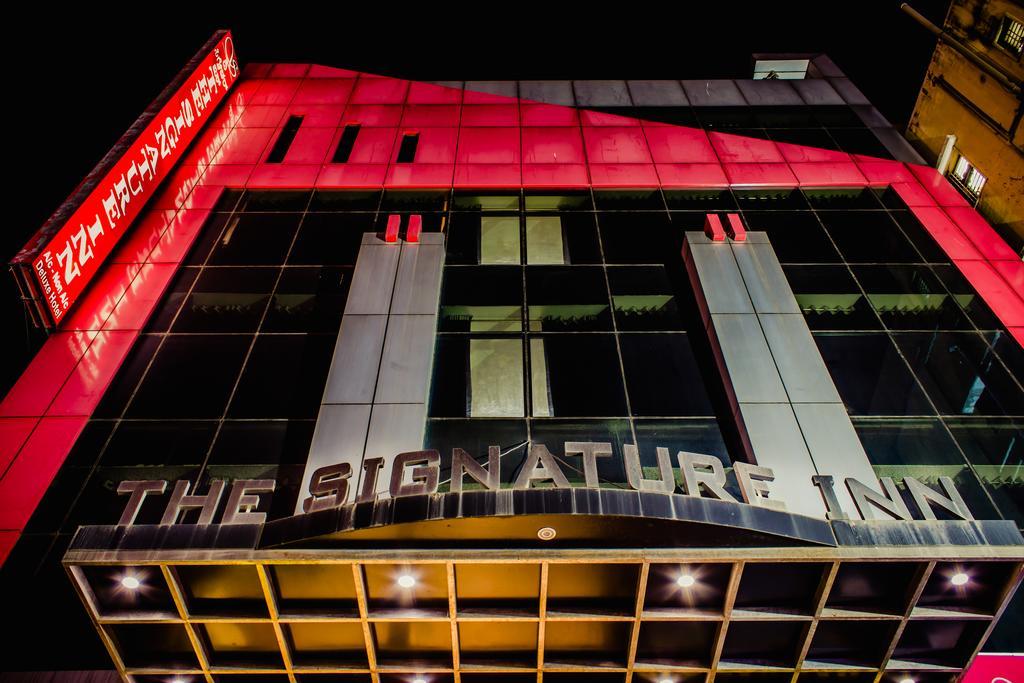 The Signature Inn Bangalore Exteriör bild