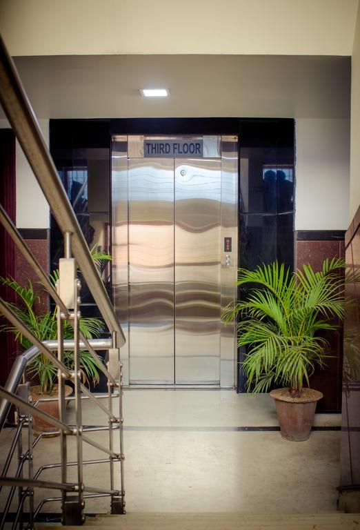 The Signature Inn Bangalore Exteriör bild